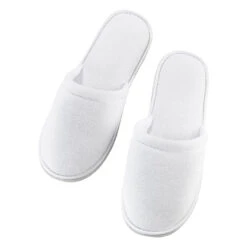 Paire De Pantoufles Blanches Fermées Peggy Sage